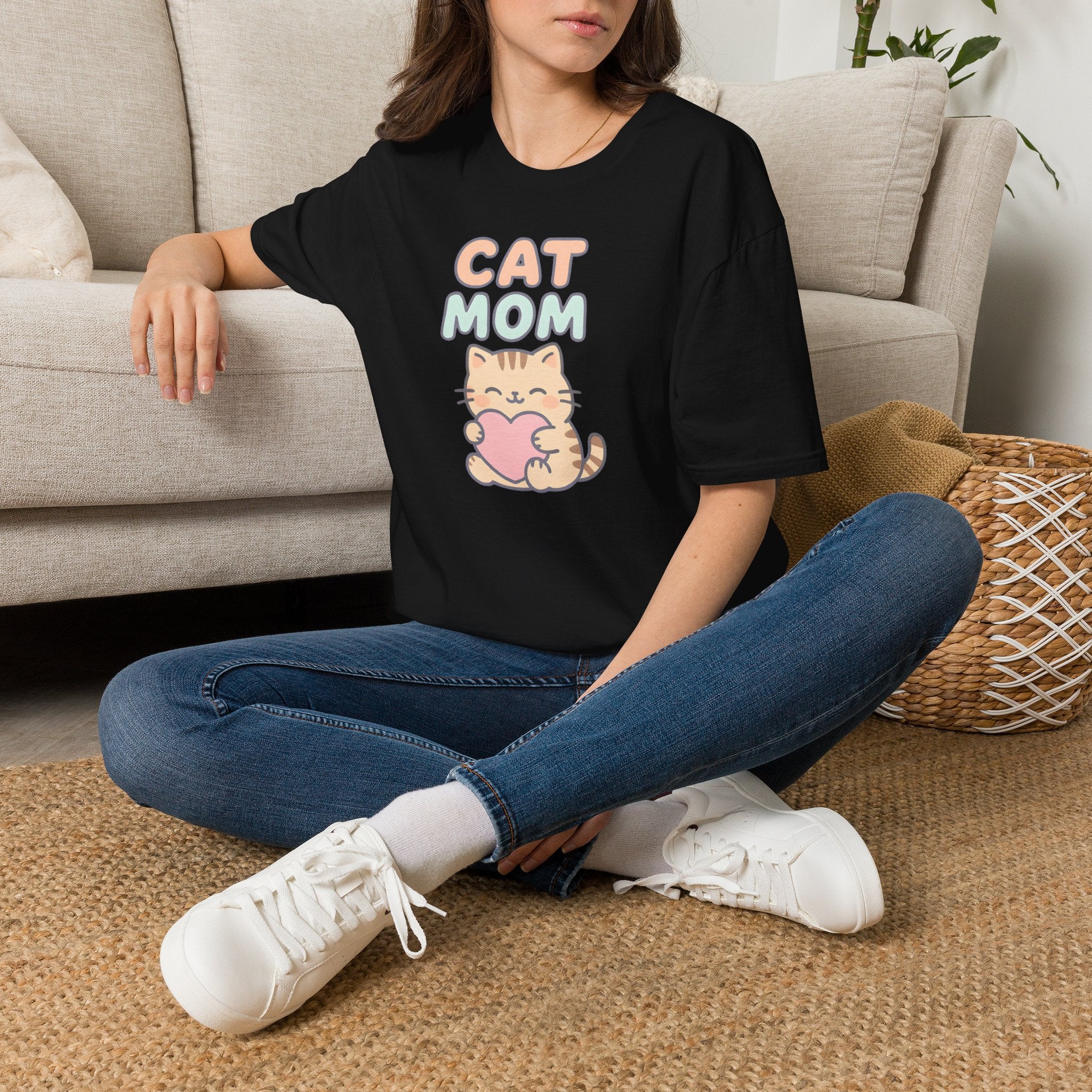Cat Mom with Heart T-Shirt