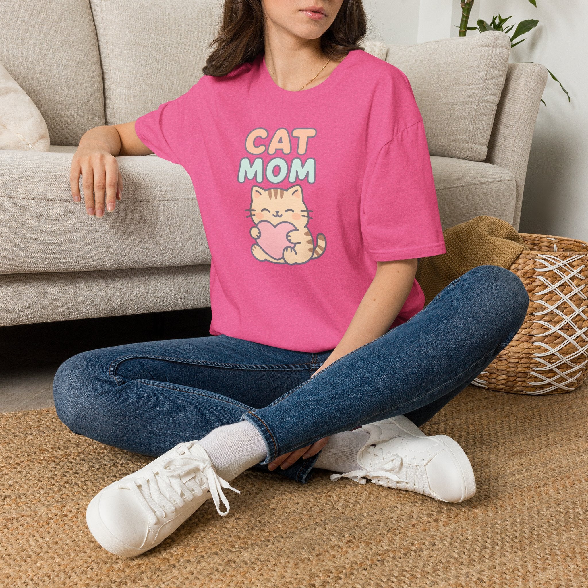 Cat Mom with Heart T-Shirt
